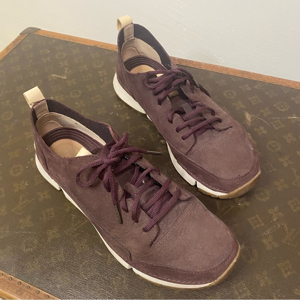 CLARKS Mens Athletic Shoes Sneakers SZ US 9